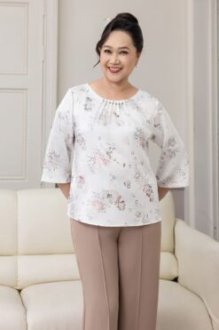 Hạnh Áo cổ tròn kết hạt in họa tiết hoa nhỏ ánh bạc, tay lửng 1432/5.41