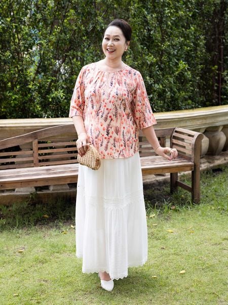 Áo kiểu trung niên cổ tròn phối ren chất liệu cotton in họa tiết hoa 25414/5.326