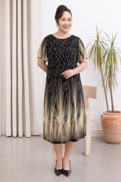 Hạnh Đầm thun suông cổ tròn họa tiết 3D , tay lửng 3629/5.264